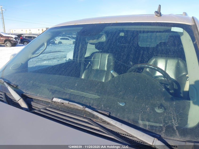 2007 GMC Yukon Denali Denali VIN: 1GKFK63837J135023 Lot: 12466039X