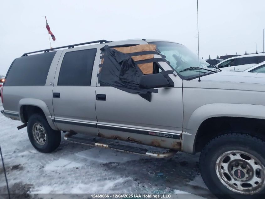 1999 GMC Suburban 2500 Sl/Sle/Slt VIN: 3GKGK26J2XG521056 Lot: 12469666