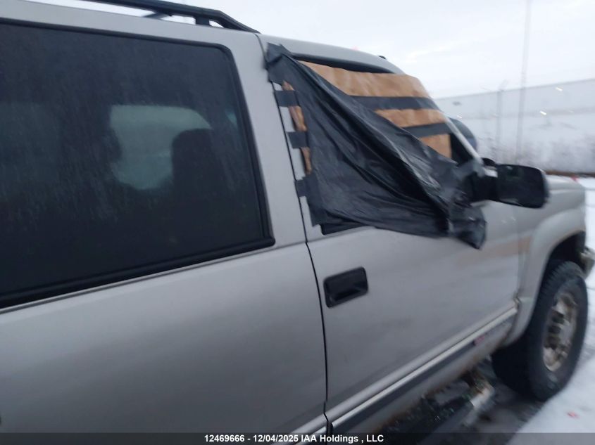 1999 GMC Suburban 2500 Sl/Sle/Slt VIN: 3GKGK26J2XG521056 Lot: 12469666