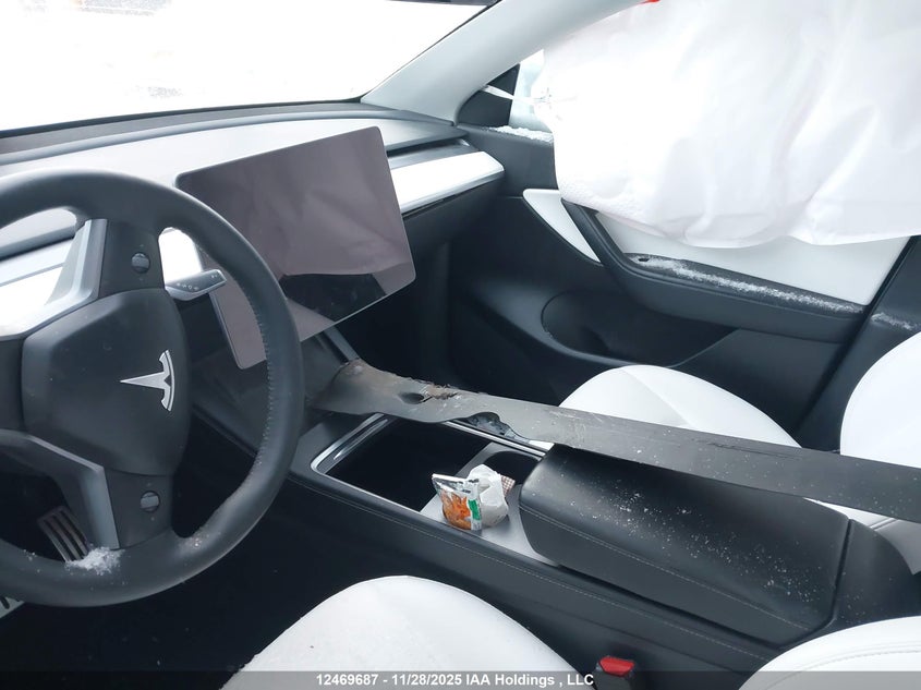 7SAYGDEF7NF490323 2022 TESLA MODEL Y photo no. 5