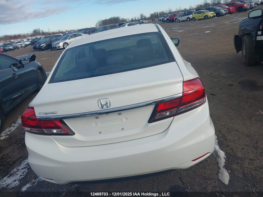 2HGFB2F59FH013709 2015 HONDA CIVIC photo no. 16