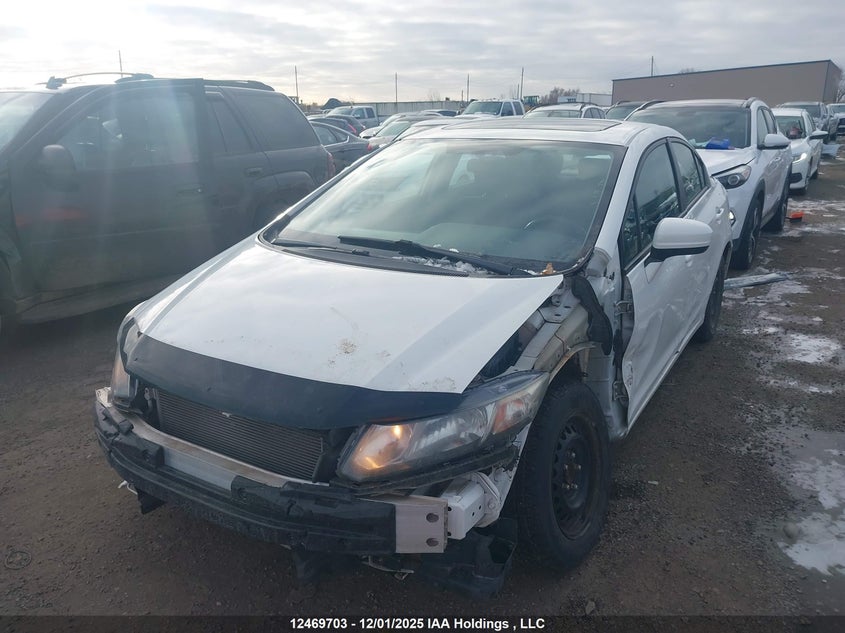 2HGFB2F59FH013709 2015 HONDA CIVIC photo no. 2