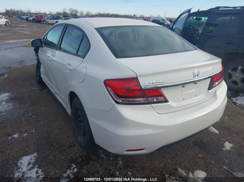 2HGFB2F59FH013709 2015 HONDA CIVIC photo no. 3