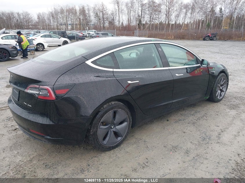 5YJ3E1EB0LF626233 2020 TESLA MODEL 3 photo no. 4