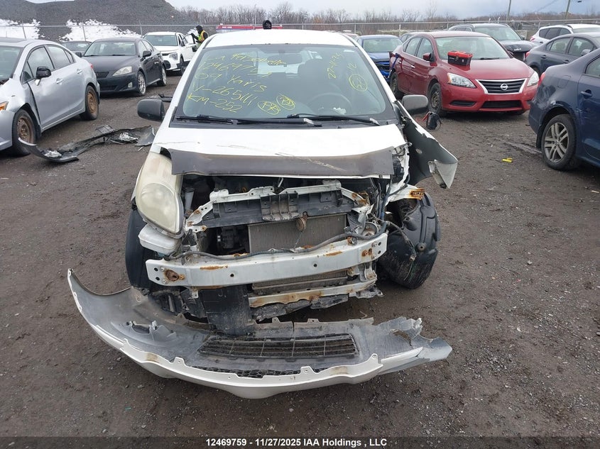 JTDJT923695265111 2009 TOYOTA YARIS photo no. 13