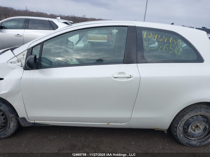 JTDJT923695265111 2009 TOYOTA YARIS photo no. 15