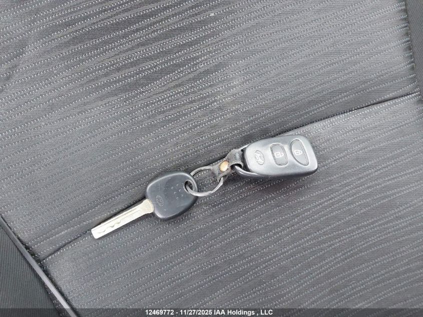 2015 Hyundai Accent Gl VIN: KMHCT5AE7FU207932 Lot: 12469772