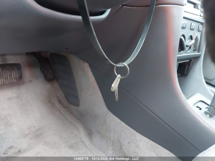 2000 Toyota Camry Ce/Ce V6/Le VIN: JT2BG22K2Y0512569 Lot: 12469779