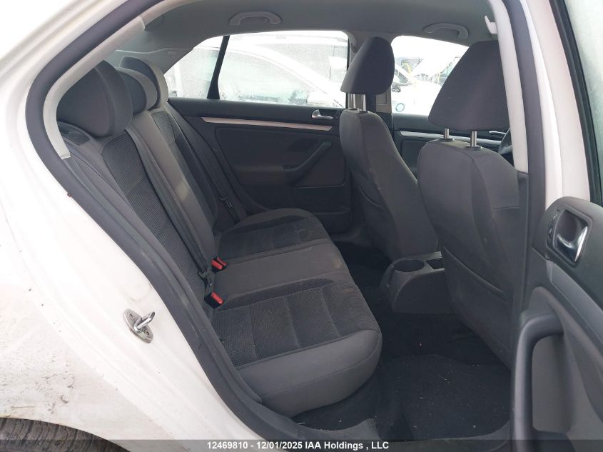 2009 Volkswagen Jetta 2.5L Comfortline VIN: 3VWJM71K89M082052 Lot: 12469810