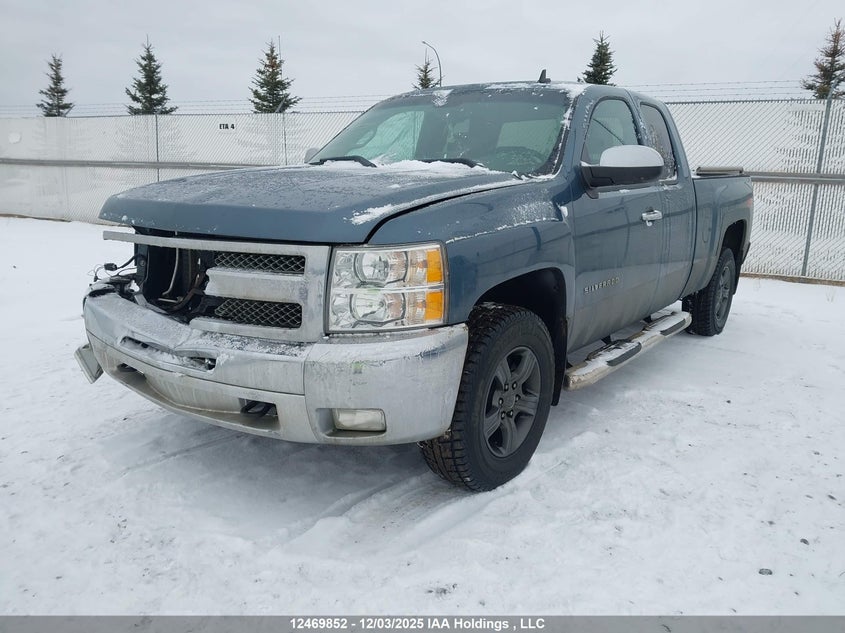 1GCRKSE76CZ284205 2012 CHEVROLET SILVERADO photo no. 2