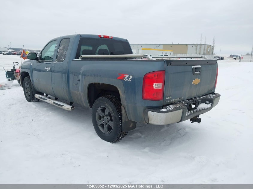 1GCRKSE76CZ284205 2012 CHEVROLET SILVERADO photo no. 3