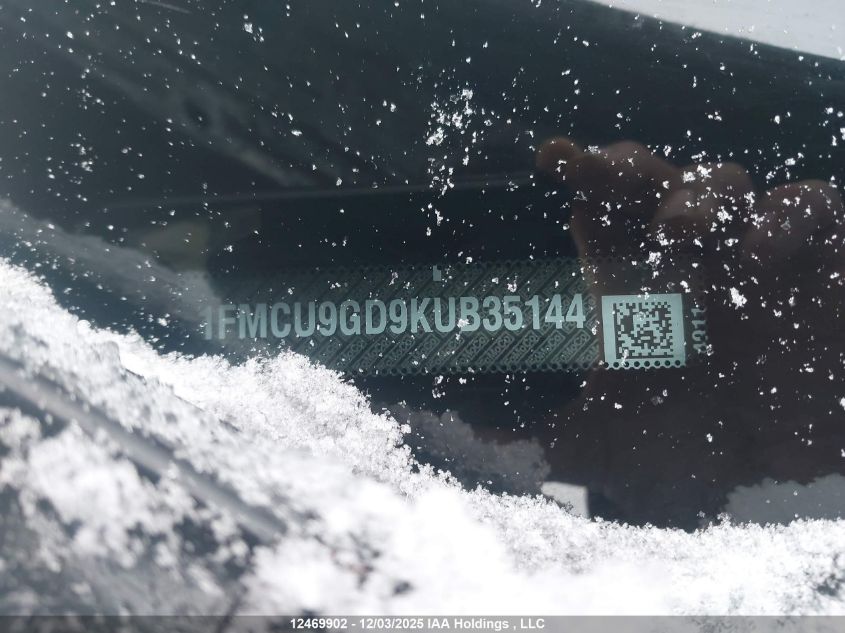 2019 Ford Escape Se VIN: 1FMCU9GD9KUB35144 Lot: 12469902