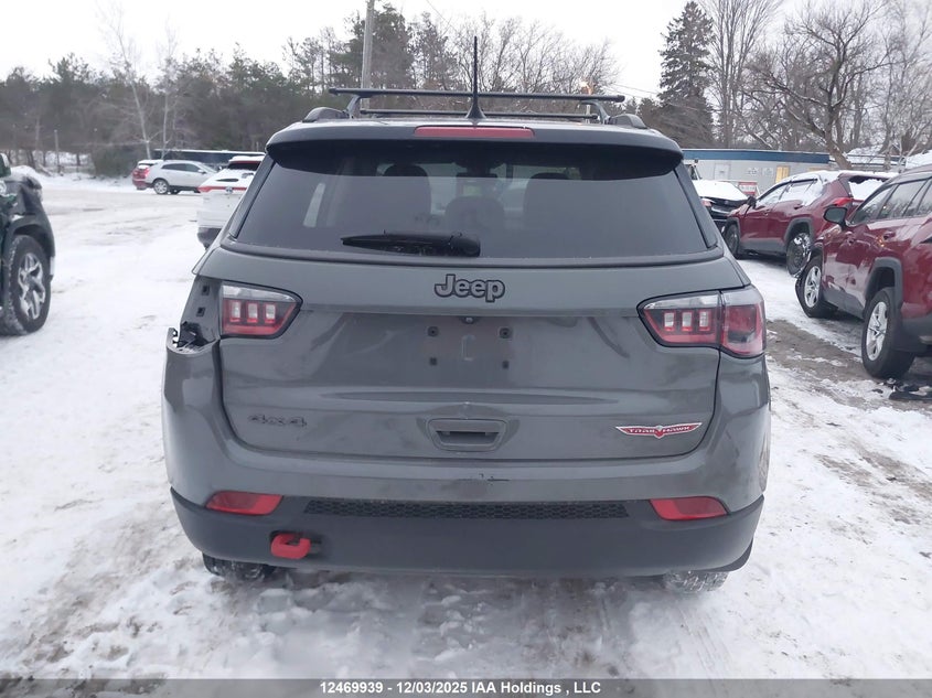 3C4NJDDB6KT666999 2019 JEEP COMPASS photo no. 17