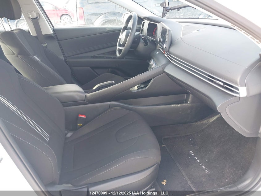 KMHLM4DG9SU993084 2025 HYUNDAI ELANTRA photo no. 5