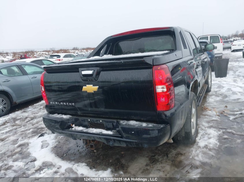 3GNTKFE75CG241026 2012 CHEVROLET AVALANCHE photo no. 4
