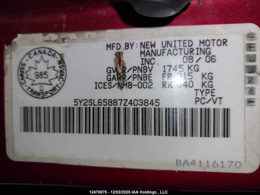 2007 Pontiac Vibe VIN: 5Y2SL65887Z403845 Lot: 12470075