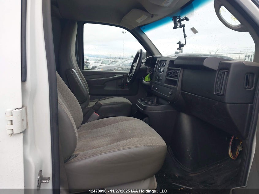 1GTZGFBA3A1146416 2010 GMC SAVANA photo no. 5