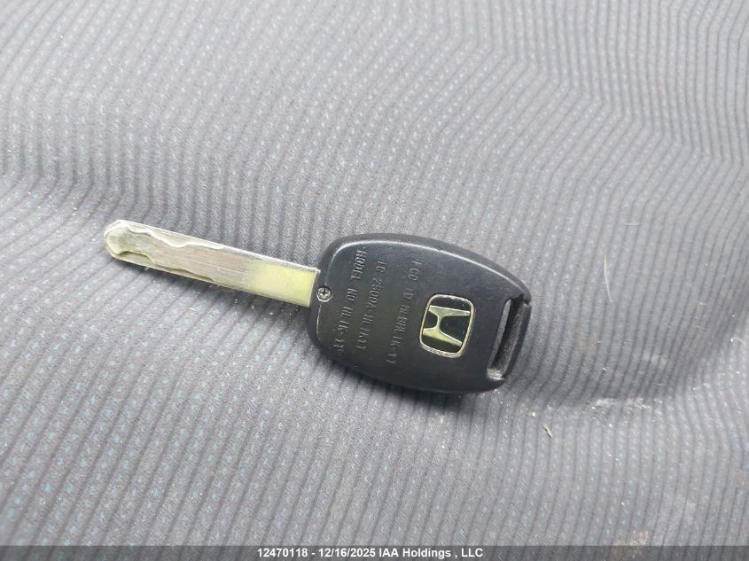 2010 Honda Fit Lx VIN: JHMGE8G53AC805411 Lot: 12470118