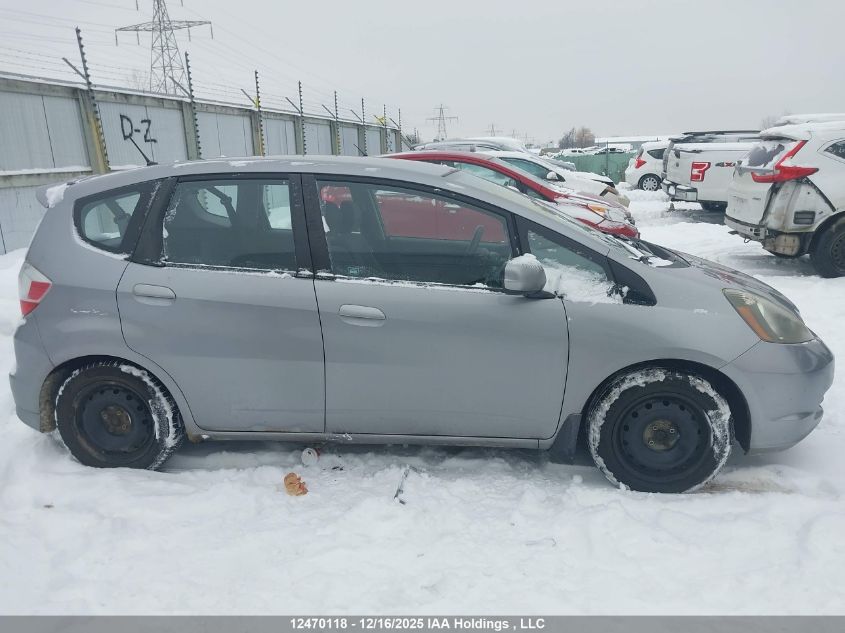 2010 Honda Fit Lx VIN: JHMGE8G53AC805411 Lot: 12470118