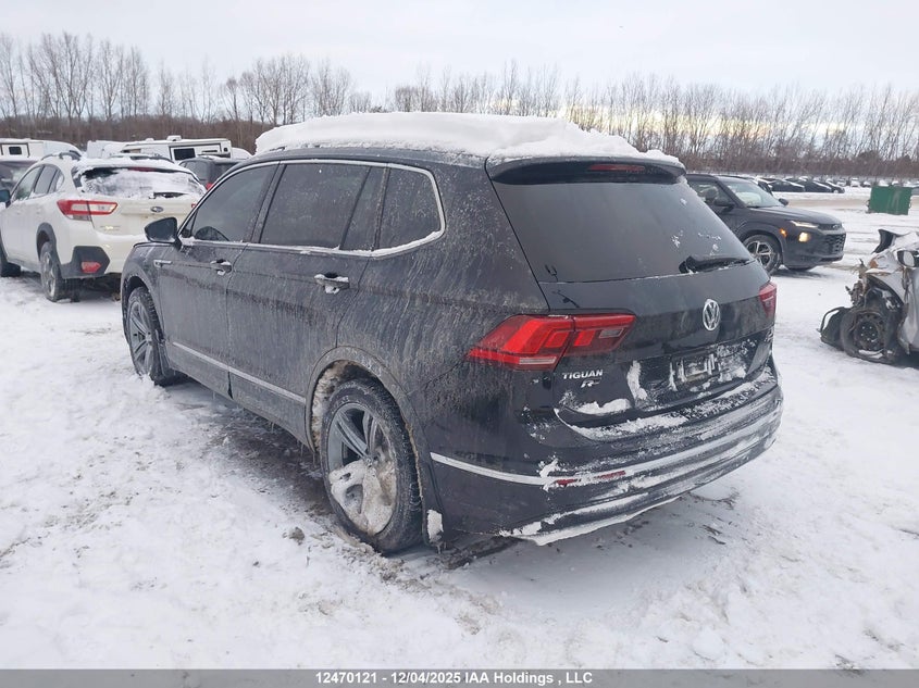 3VV4B7AX3JM142939 2018 VOLKSWAGEN TIGUAN photo no. 3