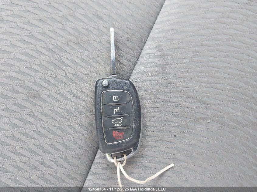 2016 Hyundai Santa Fe Sport 2.4 Base VIN: 5XYZT3LB0GG359818 Lot: 12450354X