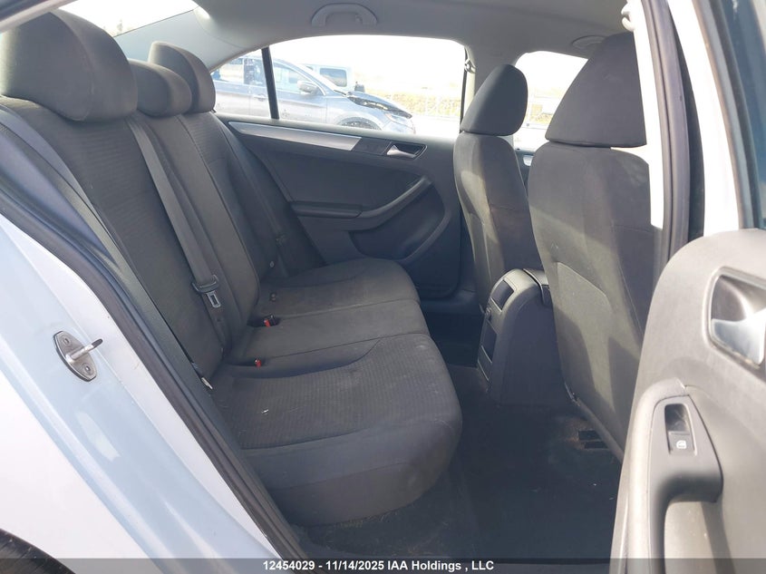 2017 Volkswagen Jetta 1.4 Tsi Trendline+ VIN: 3VW2B7AJ5HM229654 Lot: 12454029X