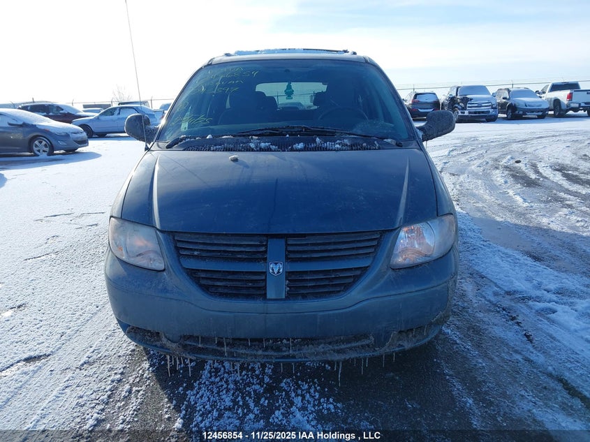2005 Dodge Grand Caravan VIN: 1D4GP24R55B295397 Lot: 12456854X