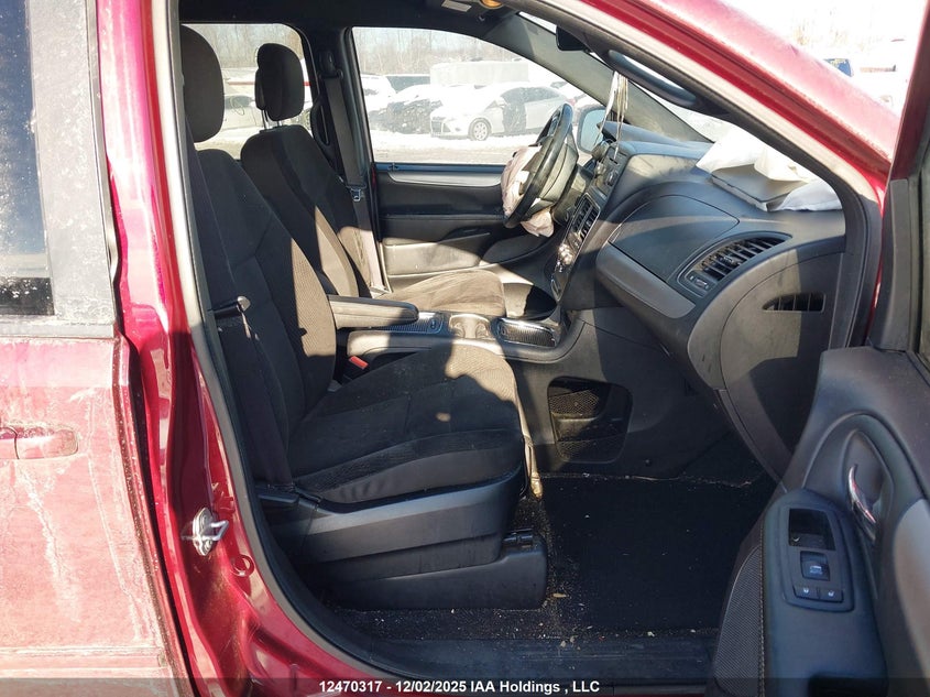 2C4RDGBG8HR718881 2017 DODGE CARAVAN photo no. 5
