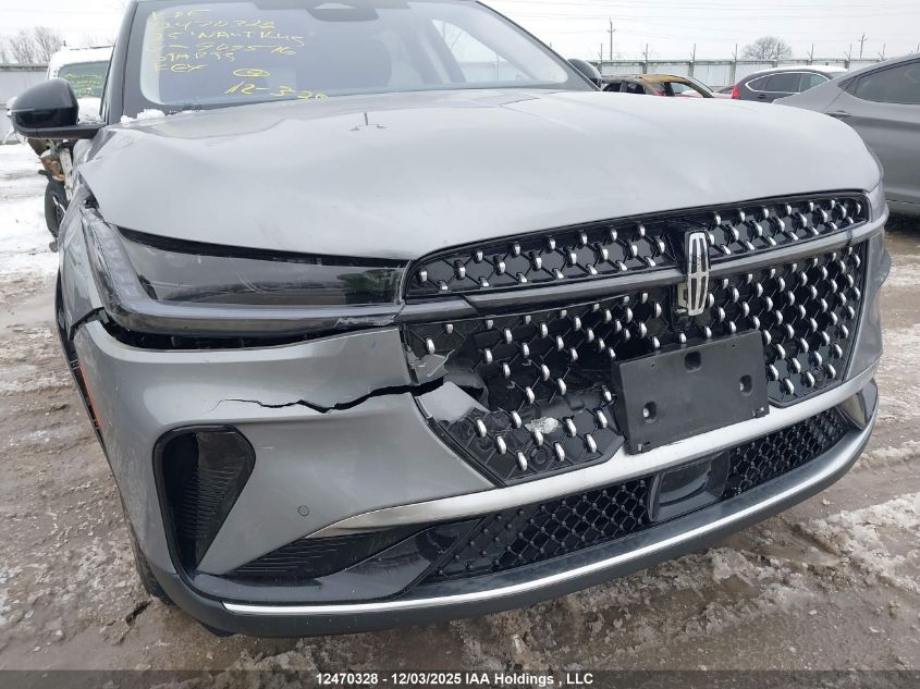 2025 Lincoln Nautilus Premiere VIN: 5LMPJ8JA6SJ909576 Lot: 12470328