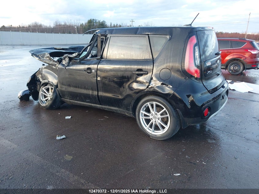 KNDJP3A56K7909916 2019 KIA SOUL photo no. 3