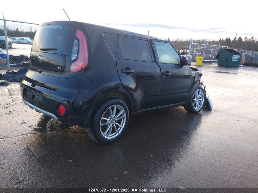 KNDJP3A56K7909916 2019 KIA SOUL photo no. 4