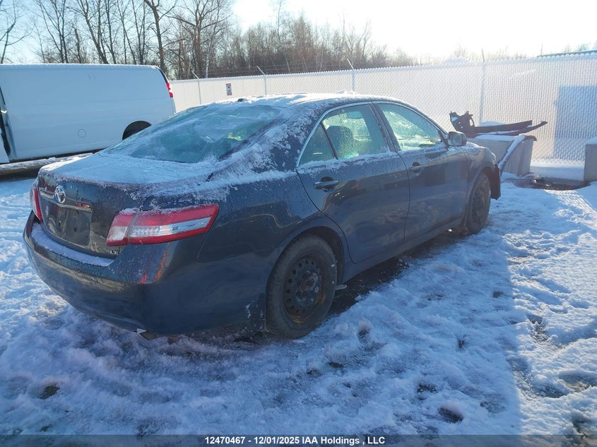 4T1BF3EK0BU206879 2011 TOYOTA CAMRY photo no. 4