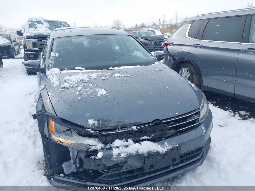 2016 Volkswagen Jetta Comfortline VIN: 3VWD07AJ4GM417658 Lot: 12470469