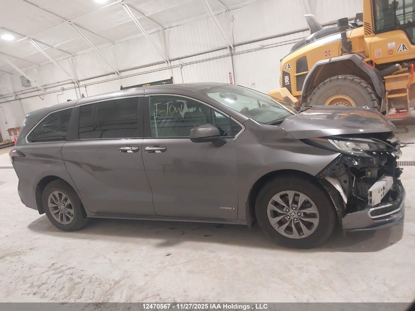 5TDGSKFC6MS027115 2021 TOYOTA SIENNA photo no. 14