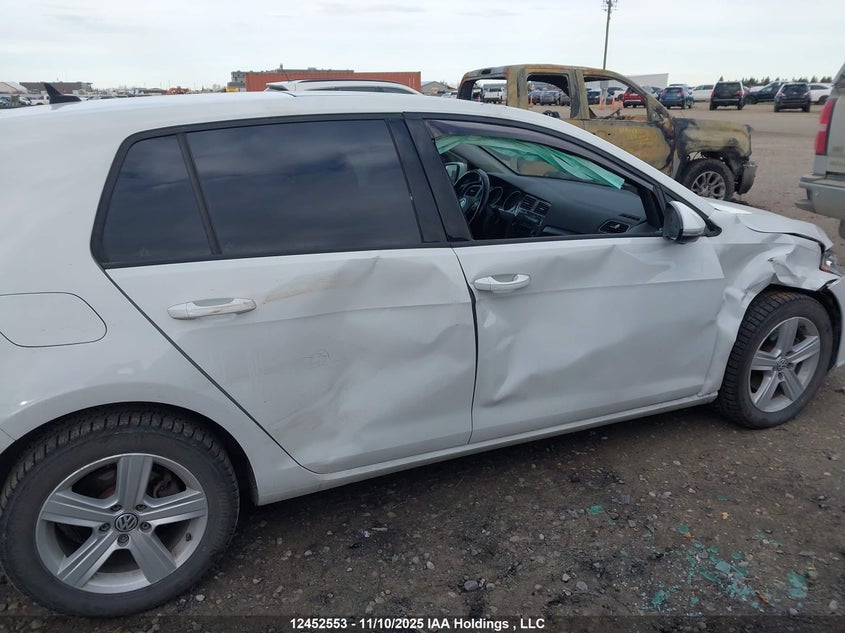 2018 Volkswagen Golf 1.8 Tsi Comfortline/1.8 Tsi Highline/1.8 Tsi Trendline VIN: 3VWB17AU3JM252496 Lot: 12452553X