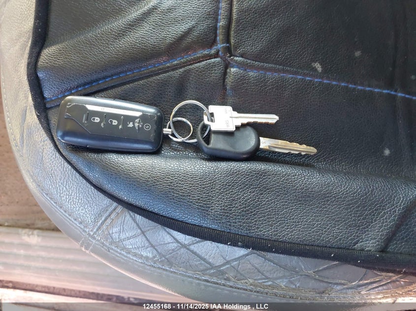 2004 Ford Explorer Eddie Bauer VIN: 1FMZU74W74UA23921 Lot: 12455168X