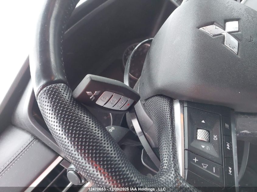 2023 Mitsubishi Outlander Le/Le Premium/Noir/Se/Sel VIN: JA4J4UA88PZ615903 Lot: 12470653