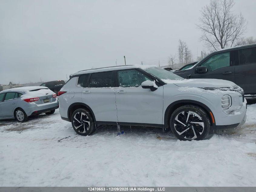 2023 Mitsubishi Outlander Le/Le Premium/Noir/Se/Sel VIN: JA4J4UA88PZ615903 Lot: 12470653