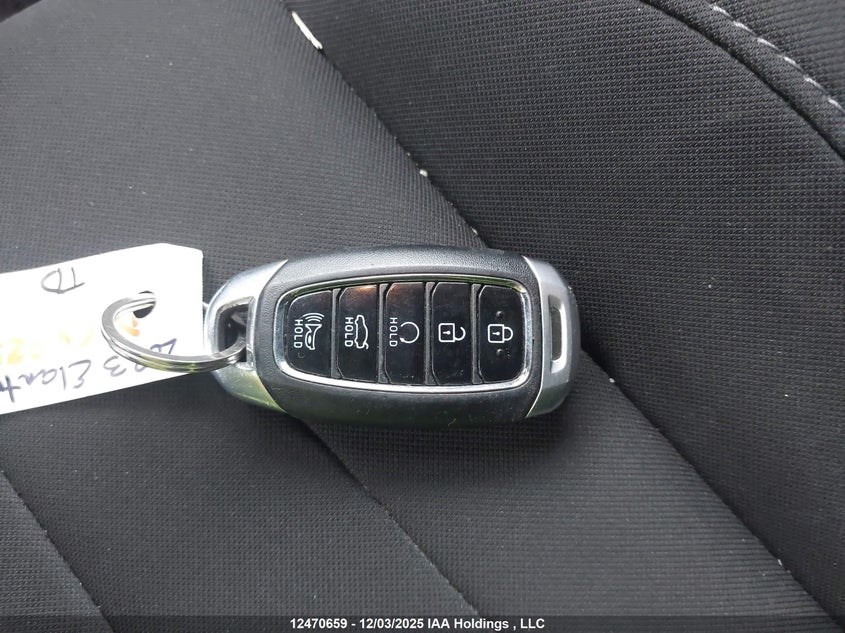 KMHLM4AG0PU379813 2023 HYUNDAI ELANTRA photo no. 11