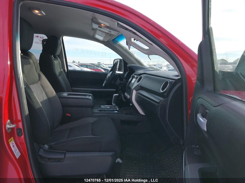 5TFUY5F15HX616092 2017 TOYOTA TUNDRA photo no. 5