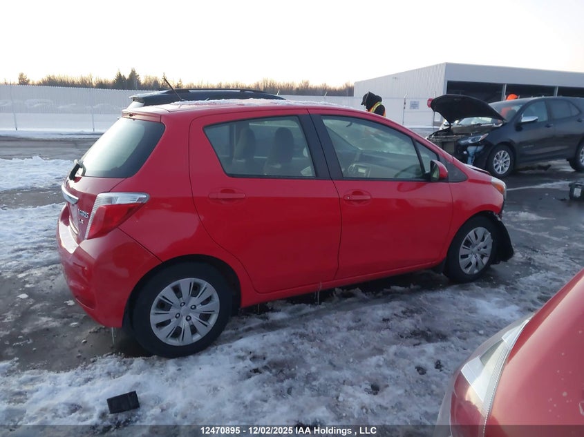 JTDKTUD35DD568884 2013 TOYOTA YARIS photo no. 14