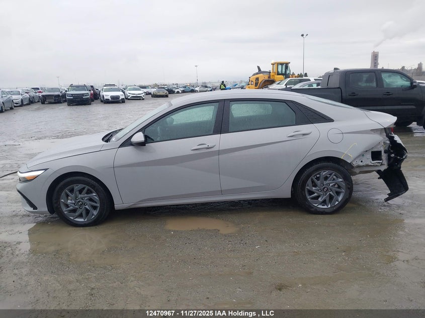 KMHLM4DG1SU004145 2025 HYUNDAI ELANTRA photo no. 15