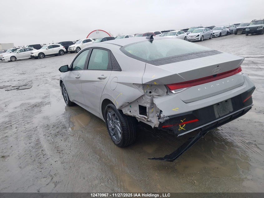 KMHLM4DG1SU004145 2025 HYUNDAI ELANTRA photo no. 3