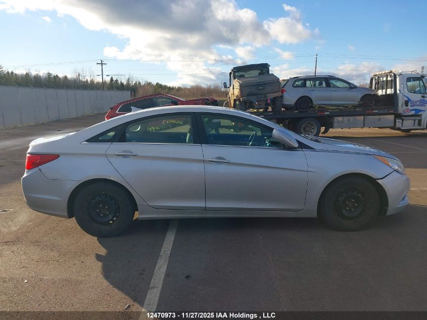 2013 Hyundai Sonata Gl VIN: 5NPEB4AC2DH731392 Lot: 12470973