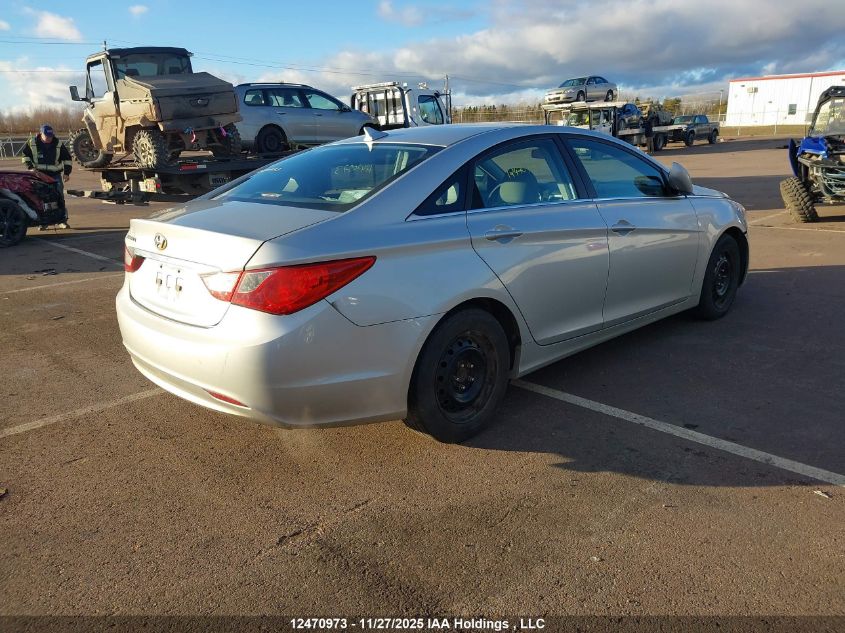 2013 Hyundai Sonata Gl VIN: 5NPEB4AC2DH731392 Lot: 12470973