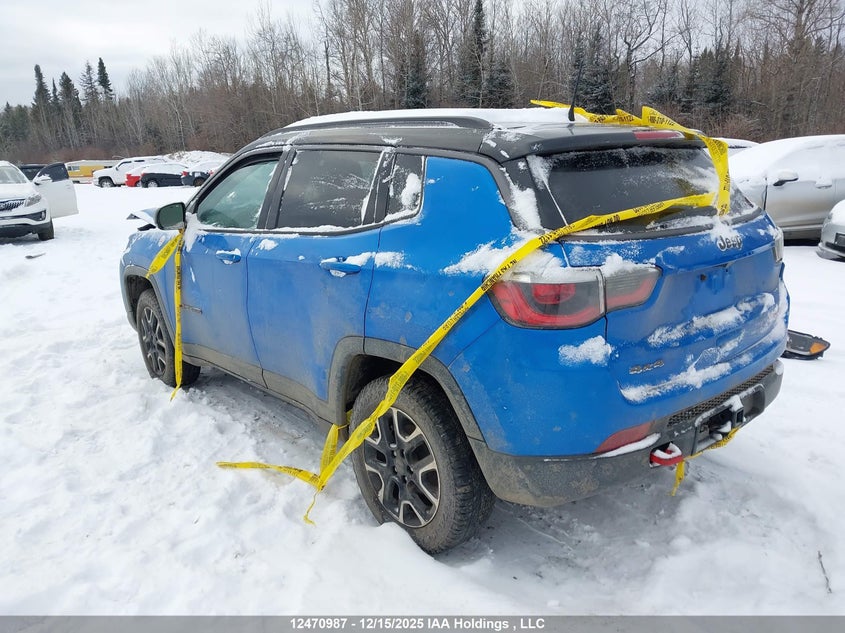 3C4NJDDBXMT565581 2021 JEEP COMPASS photo no. 3