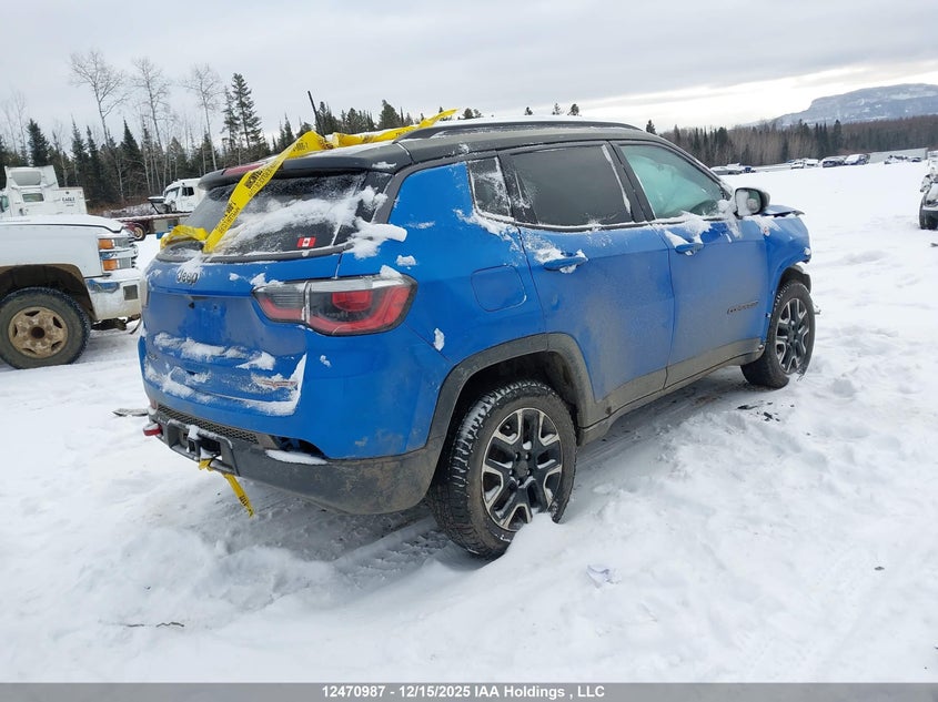 3C4NJDDBXMT565581 2021 JEEP COMPASS photo no. 4