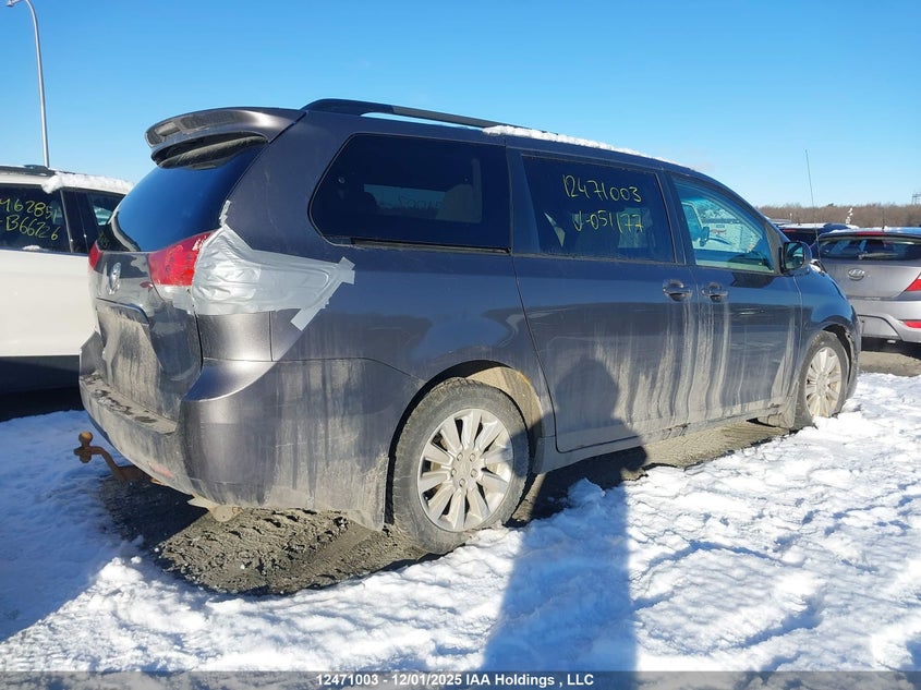 5TDJK3DC7DS051177 2013 TOYOTA SIENNA photo no. 4