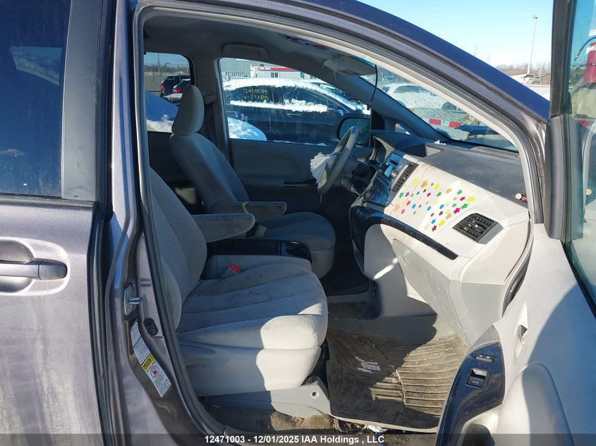 5TDJK3DC7DS051177 2013 TOYOTA SIENNA photo no. 5
