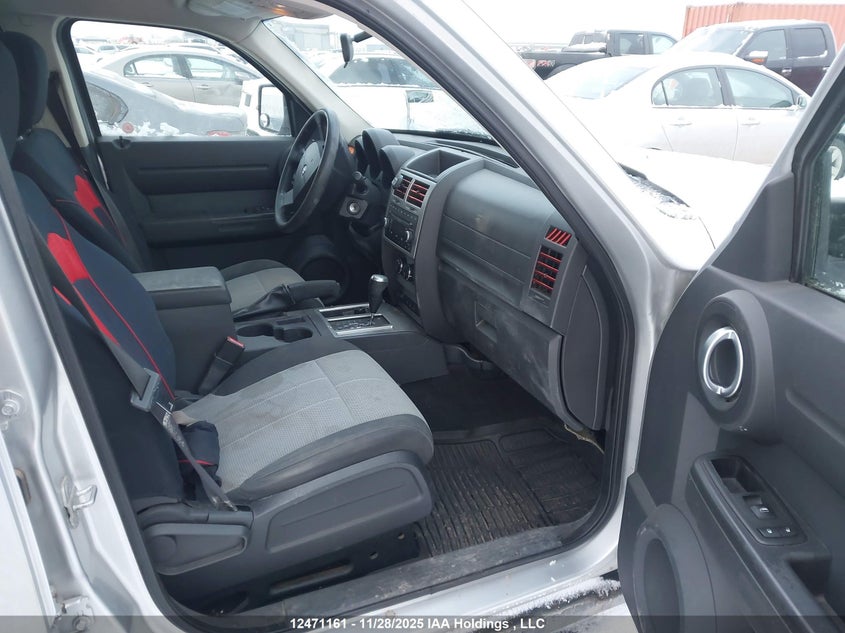 1D8GU28K87W562337 2007 DODGE NITRO photo no. 5